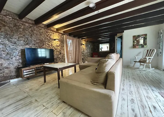 Casa Antigua